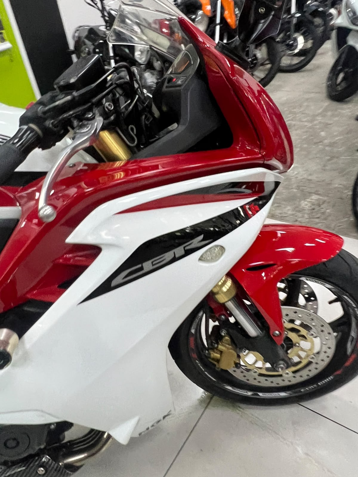 HONDA CBR 600F
