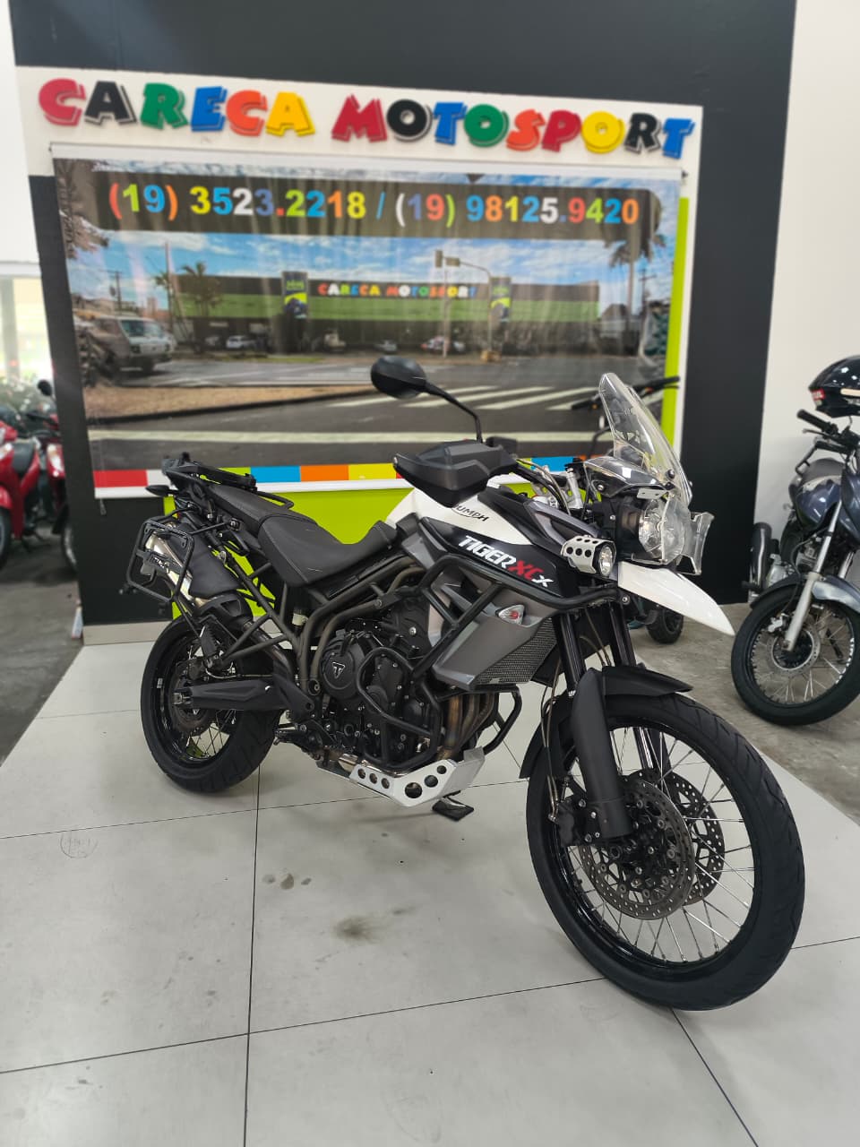 TRIUMPH TIGER 800 XCX
