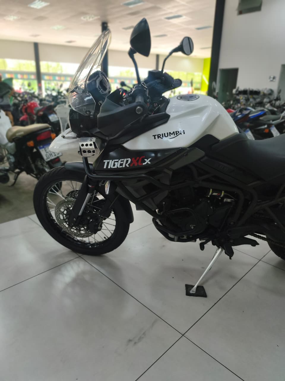 TRIUMPH TIGER 800 XCX