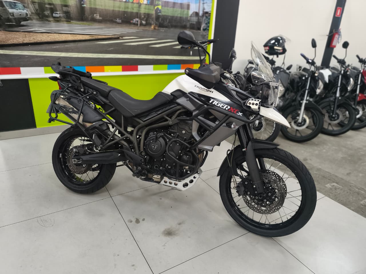TRIUMPH TIGER 800 XCX