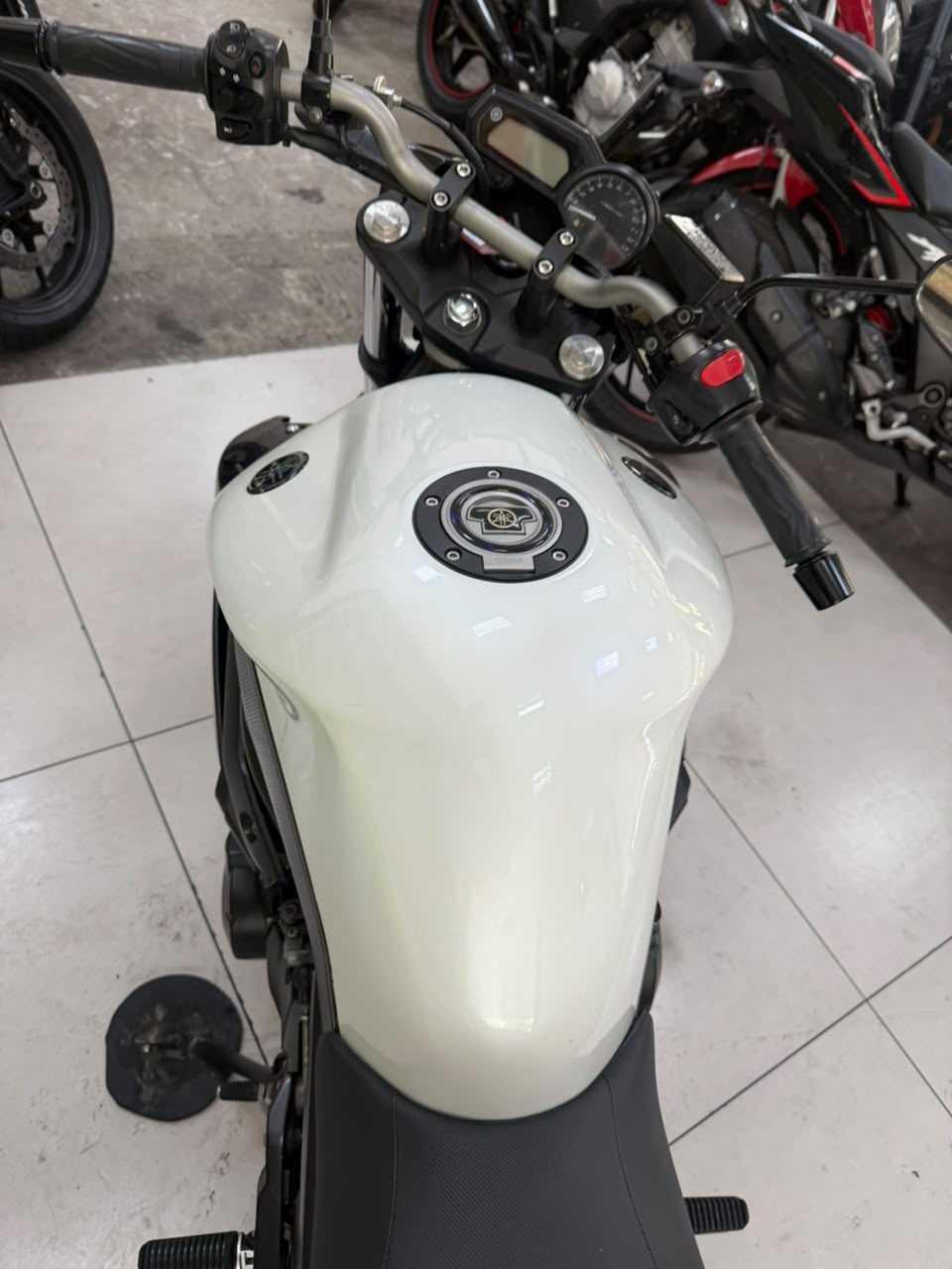 YAMAHA XJ6 F ABS