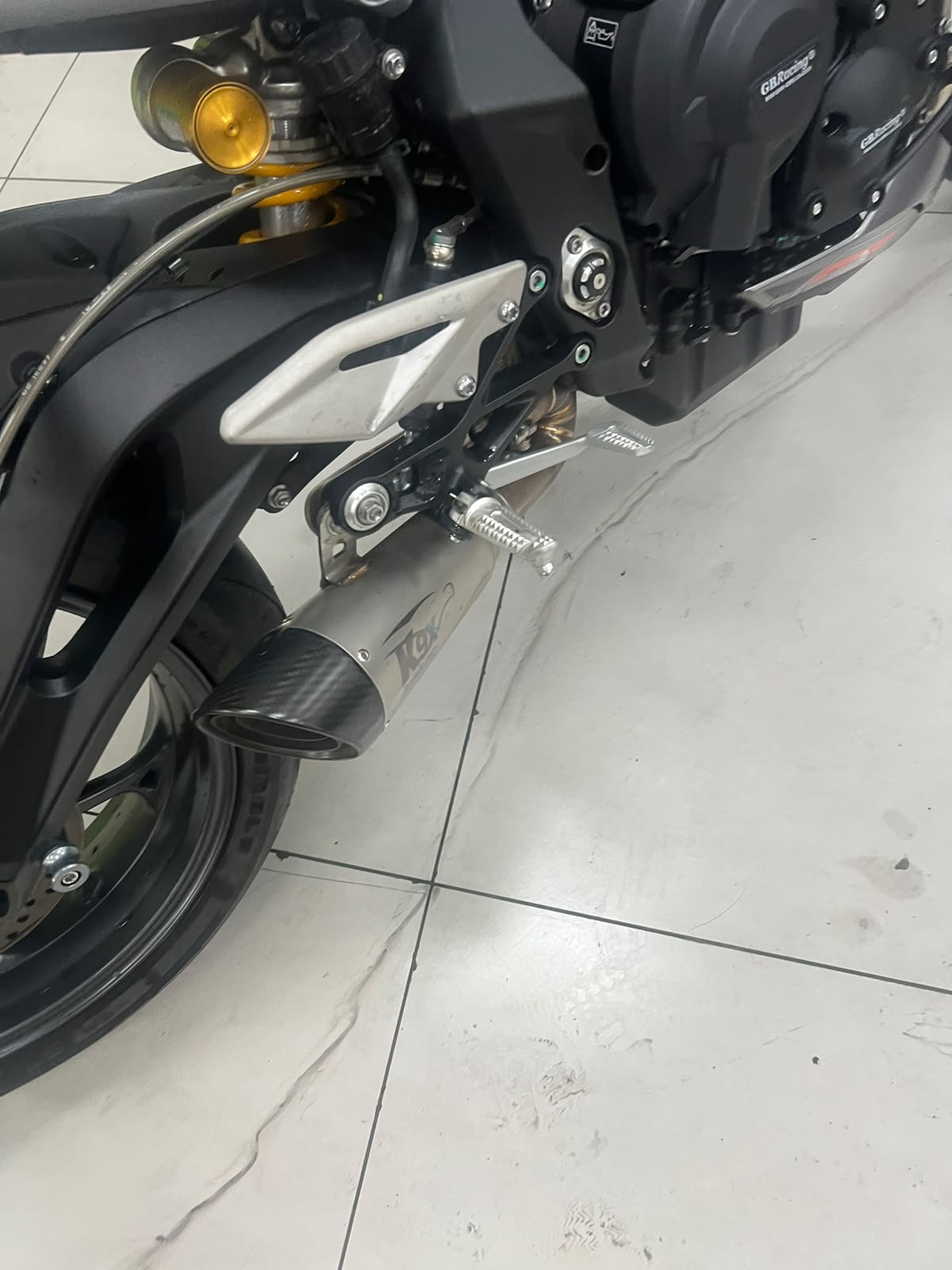 TRIUMPH STREET TRIPLE 765 RS