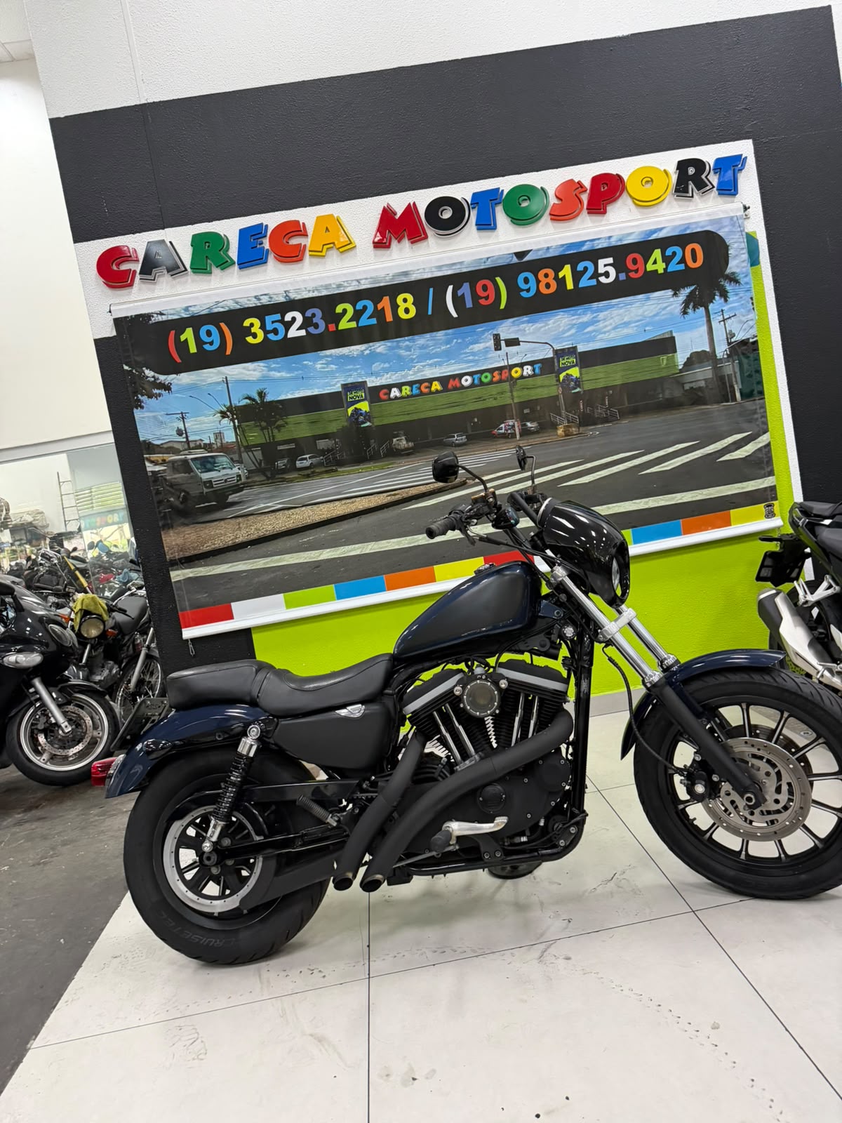 HARLEY-DAVIDSON SPORTSTER XL 883 R