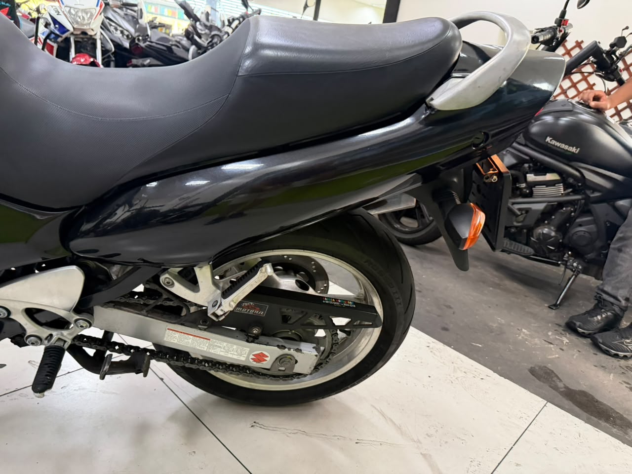 SUZUKI GSX 750 F