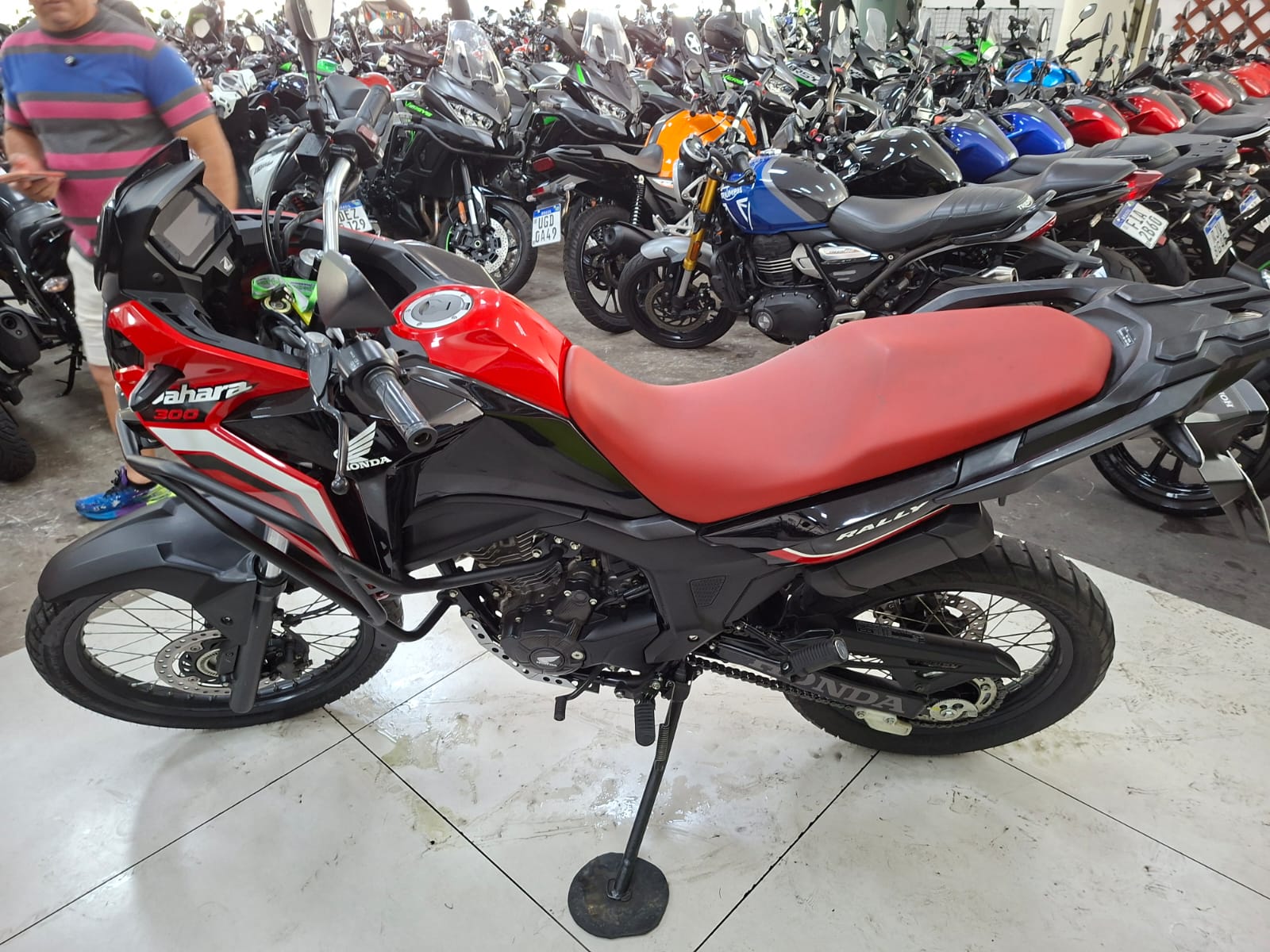 HONDA XRE 300 SAHARA RALLY