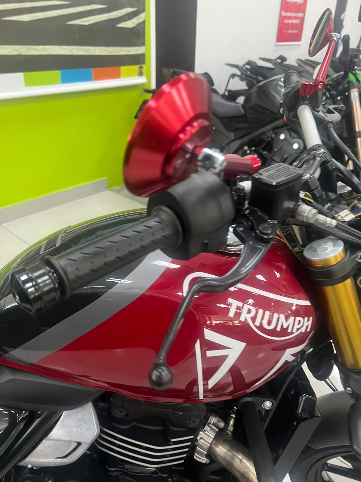 TRIUMPH SCRAMBLER