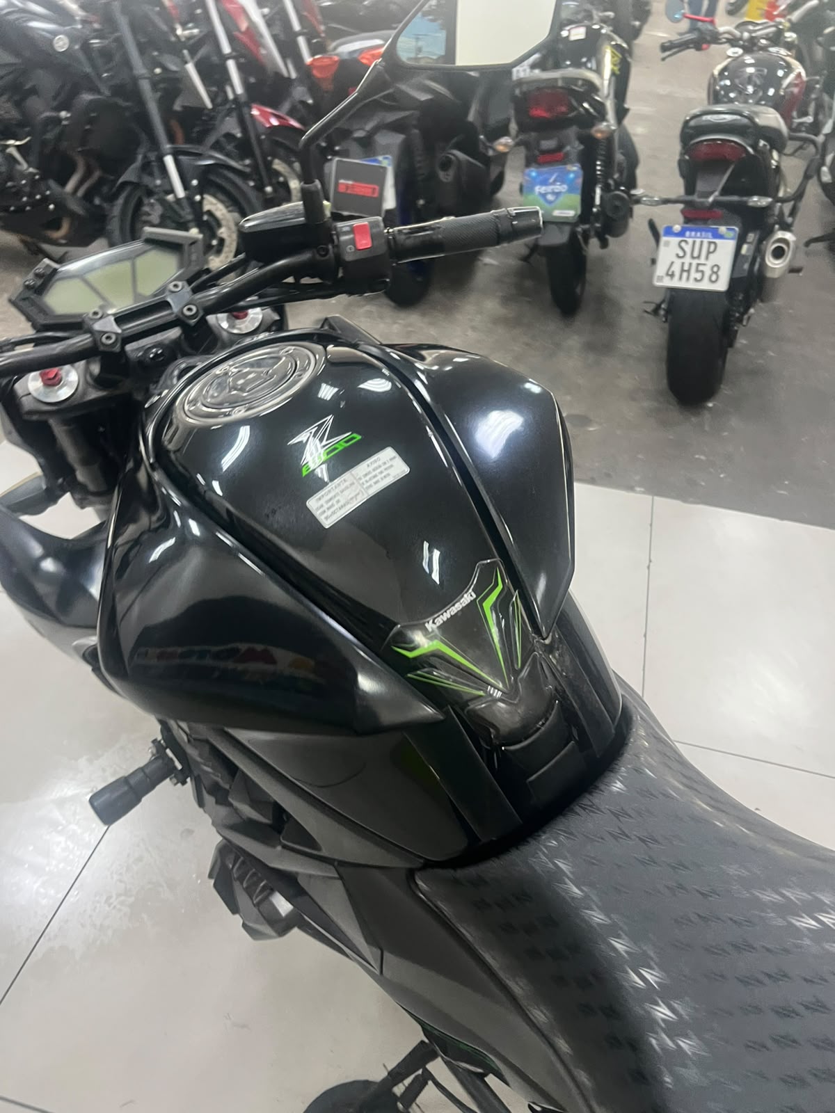 KAWASAKI Z800 ABS