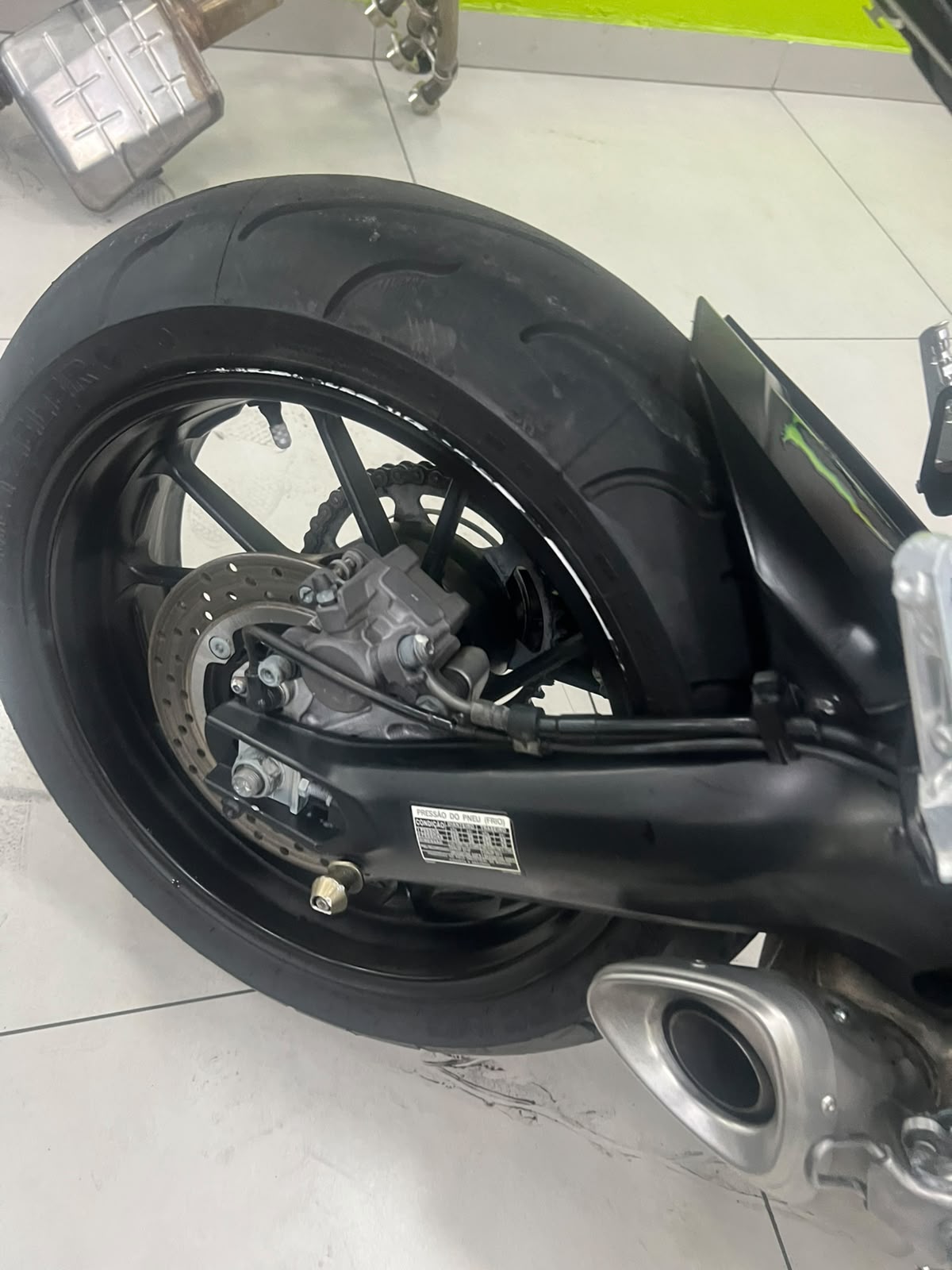 YAMAHA MT-09