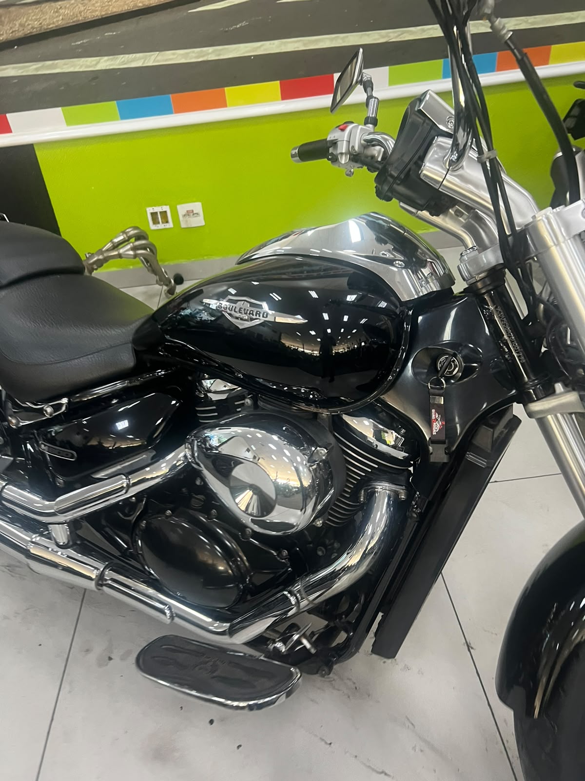 SUZUKI BOULEVARD M800