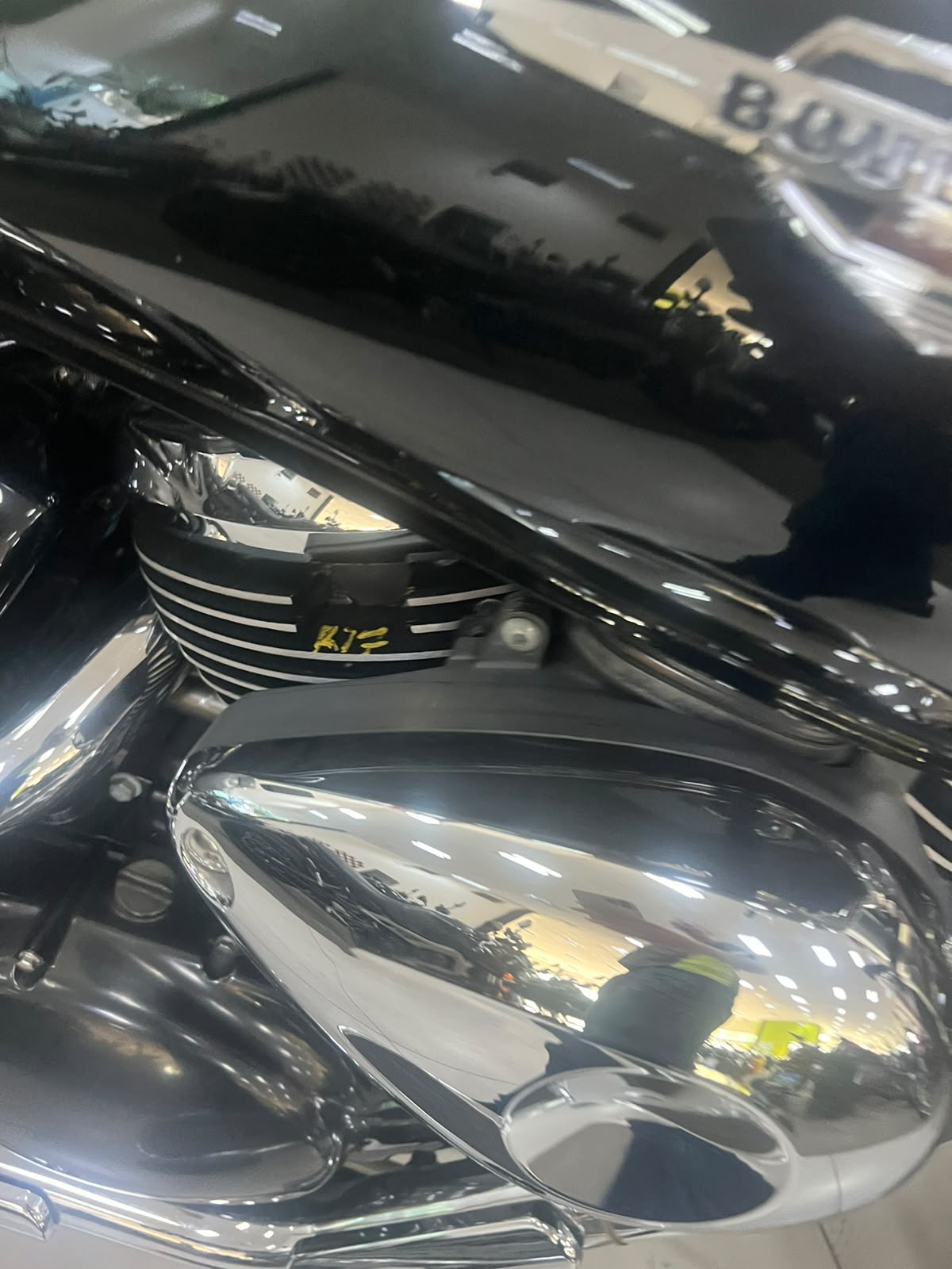 SUZUKI BOULEVARD M800