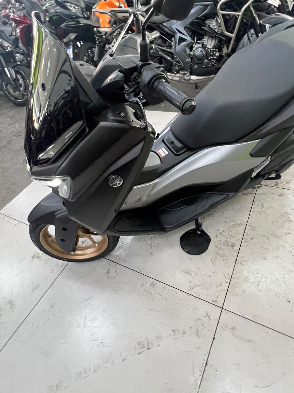 YAMAHA NMAX CONNECTED 160 ABS