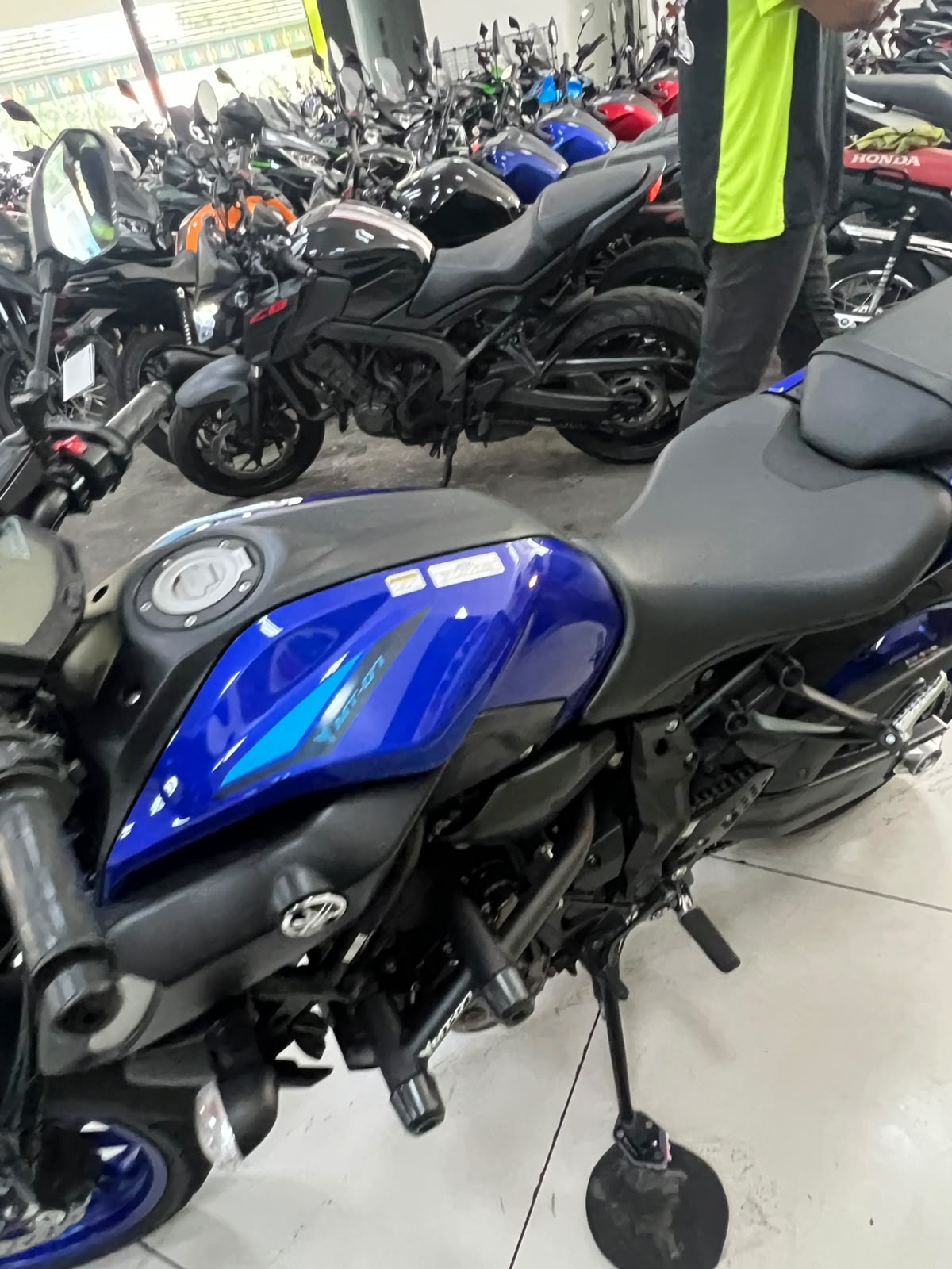 YAMAHA MT-07 ABS