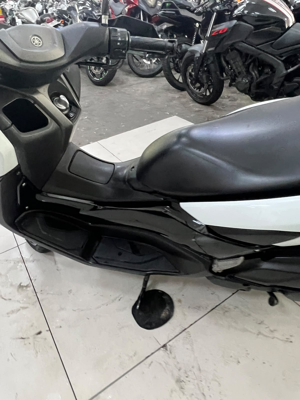YAMAHA NMAX 160 ABS