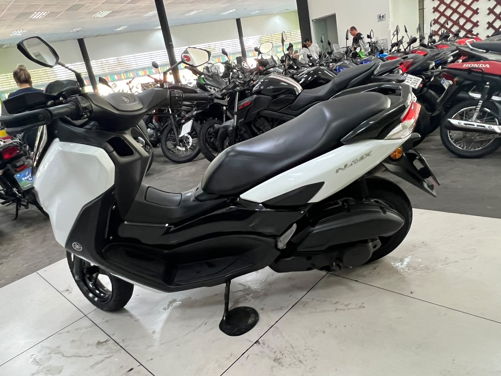 YAMAHA NMAX 160 ABS