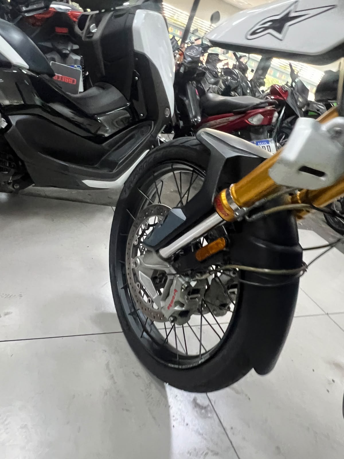TRIUMPH TIGER 900 RALLY