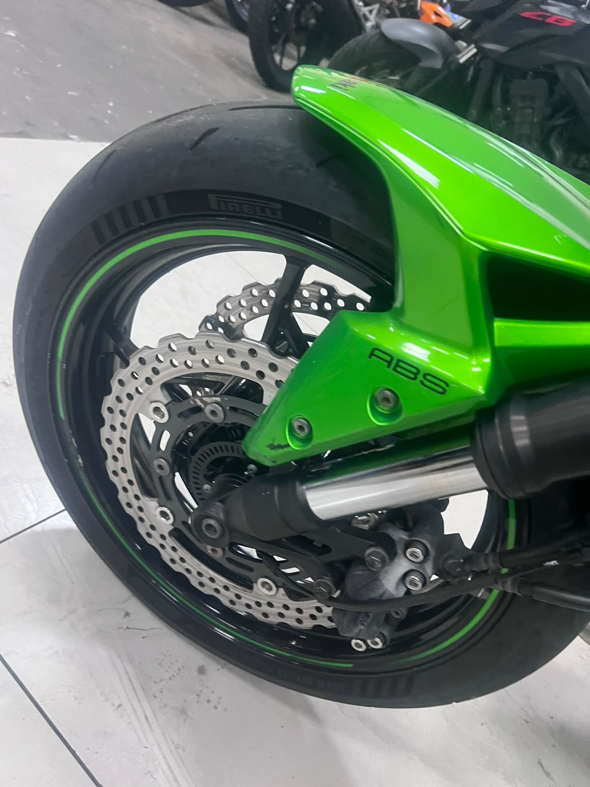 KAWASAKI Z900
