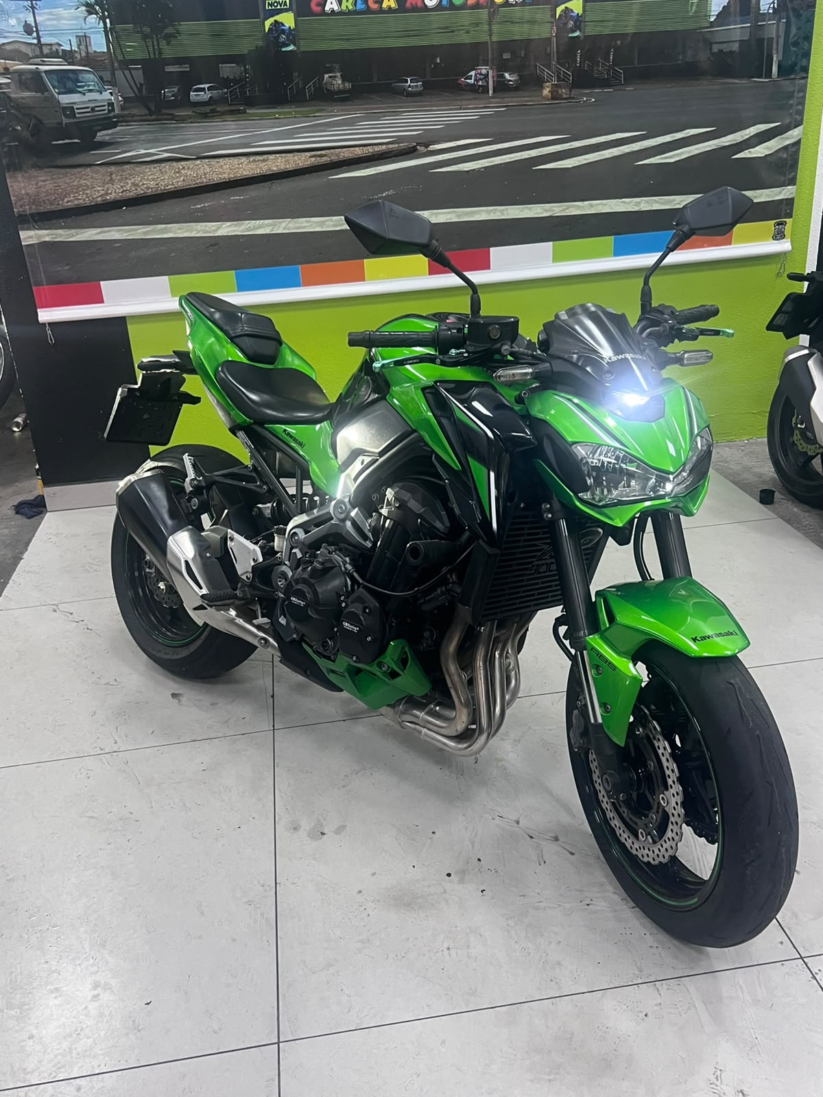 KAWASAKI Z900