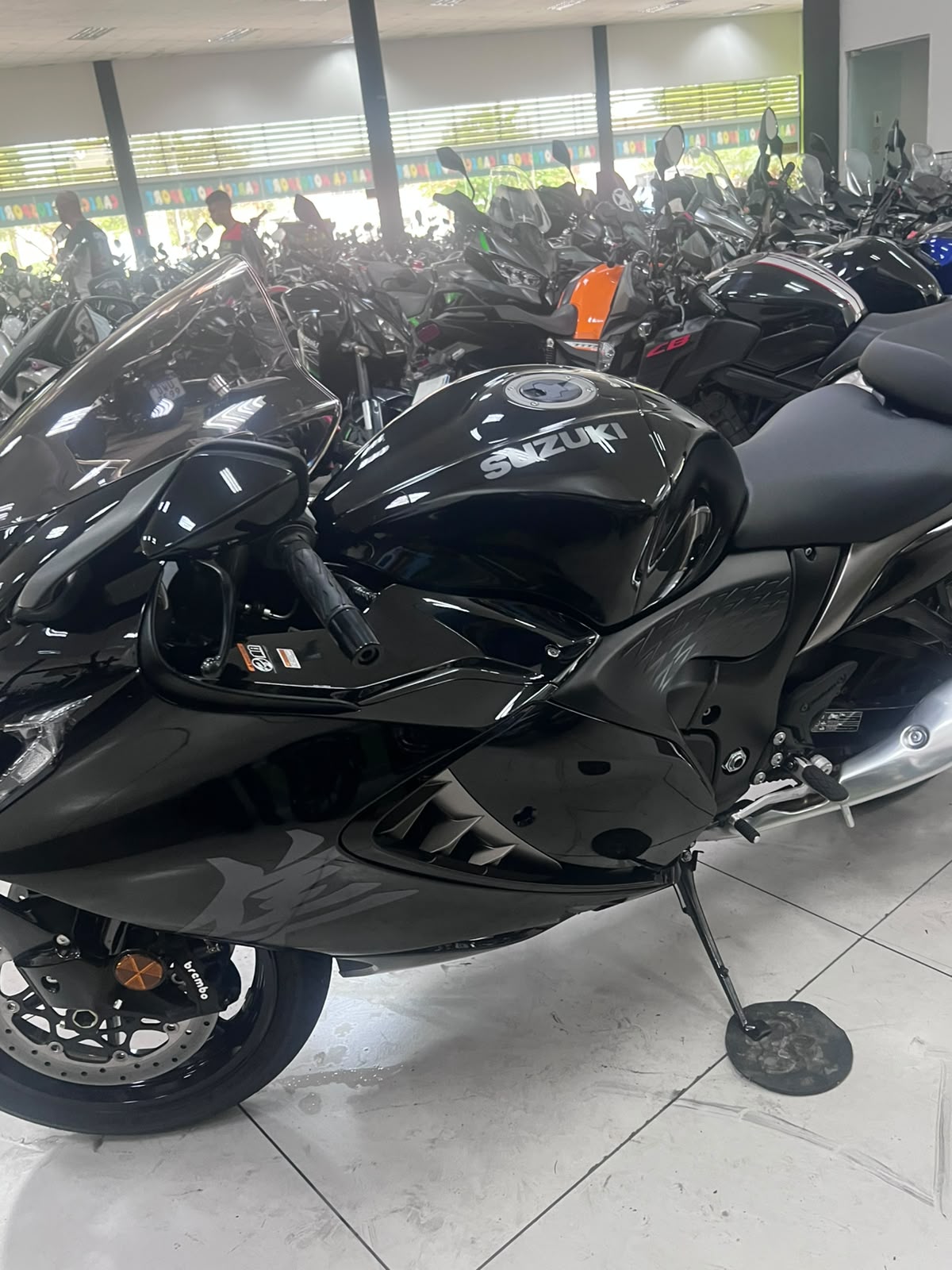 SUZUKI GSX 1300 R HAYABUSA