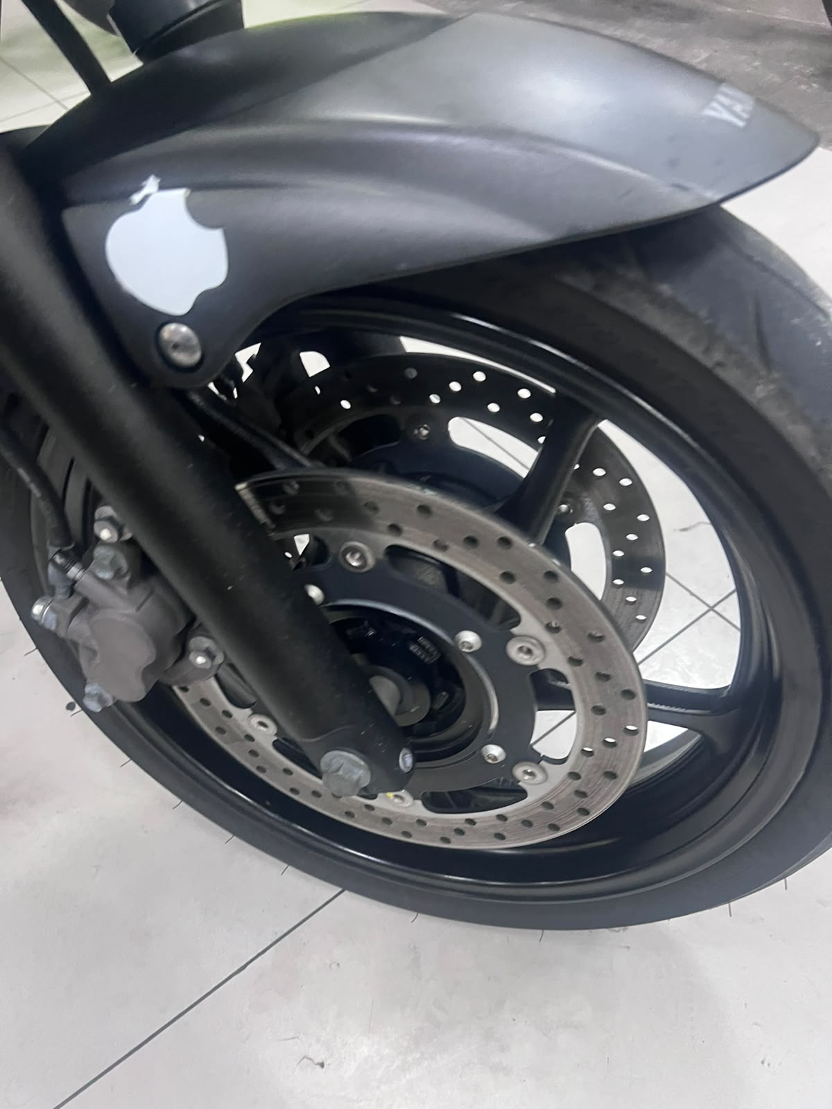 YAMAHA XJ6 N