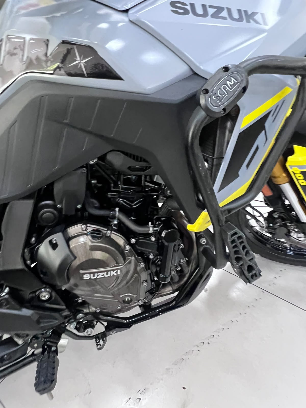 SUZUKI V-STROM 800 DE