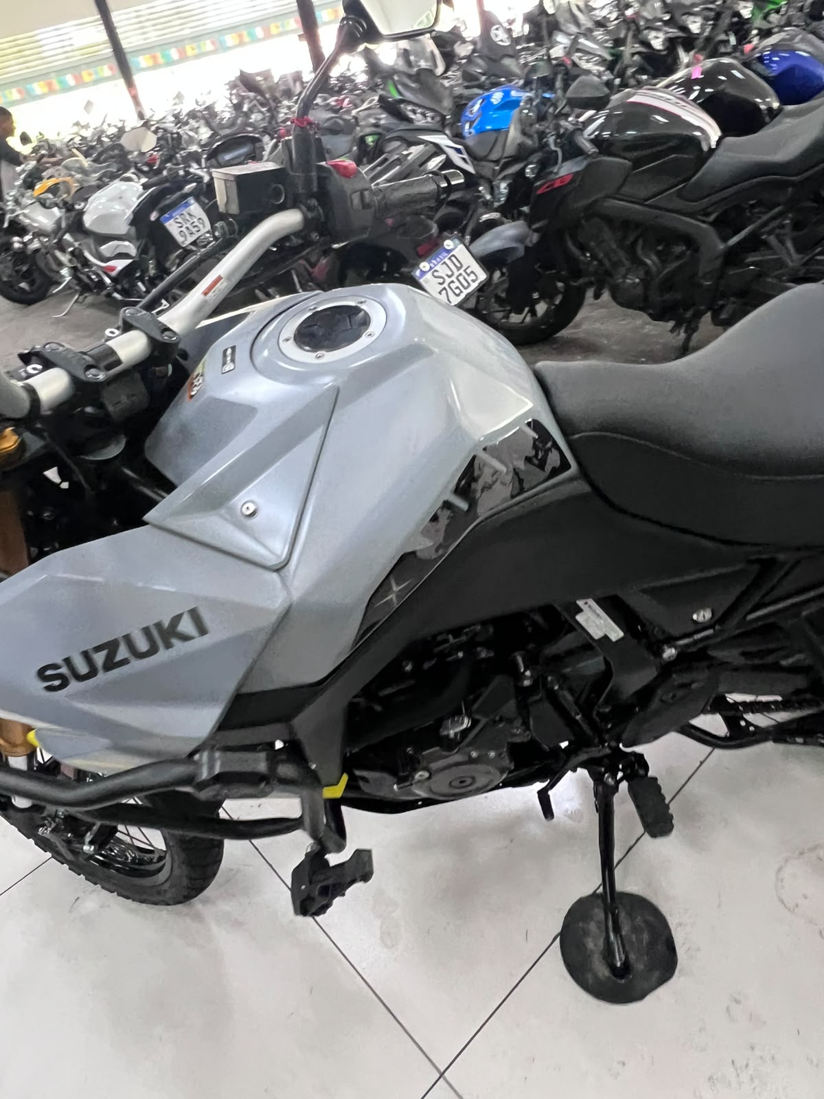 SUZUKI V-STROM 800 DE