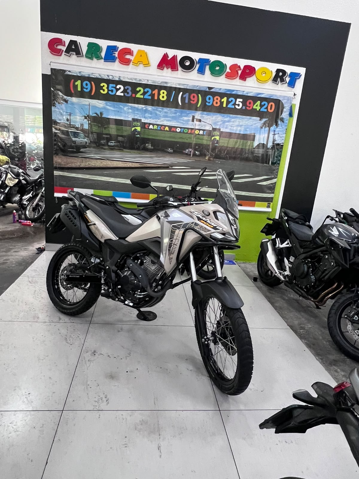 HONDA XRE 300 SAHARA ADVENTURE