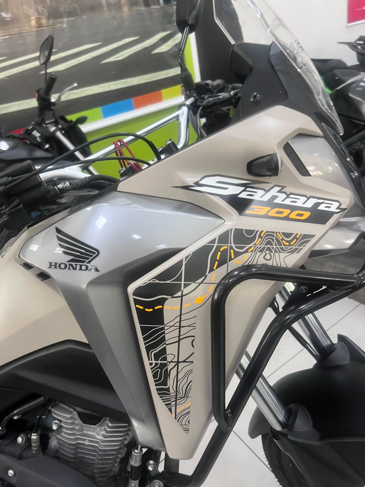 HONDA XRE 300 SAHARA ADVENTURE