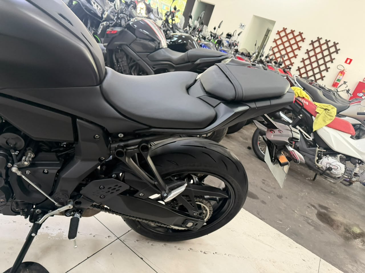 YAMAHA MT-07 ABS