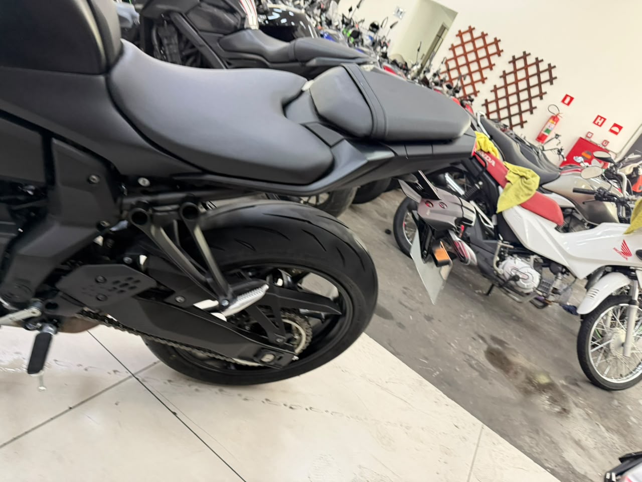 YAMAHA MT-07 ABS