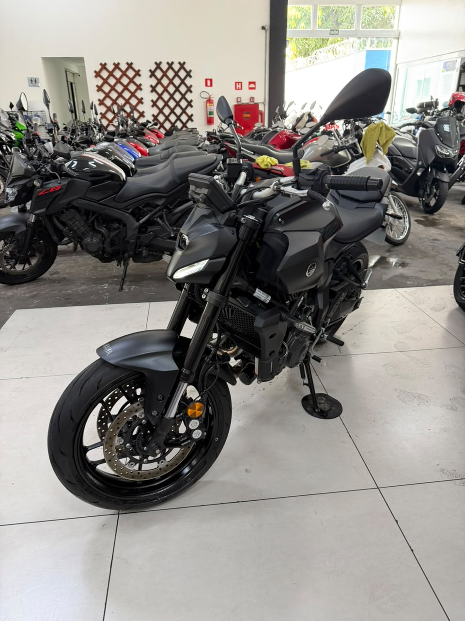 YAMAHA MT-07 ABS