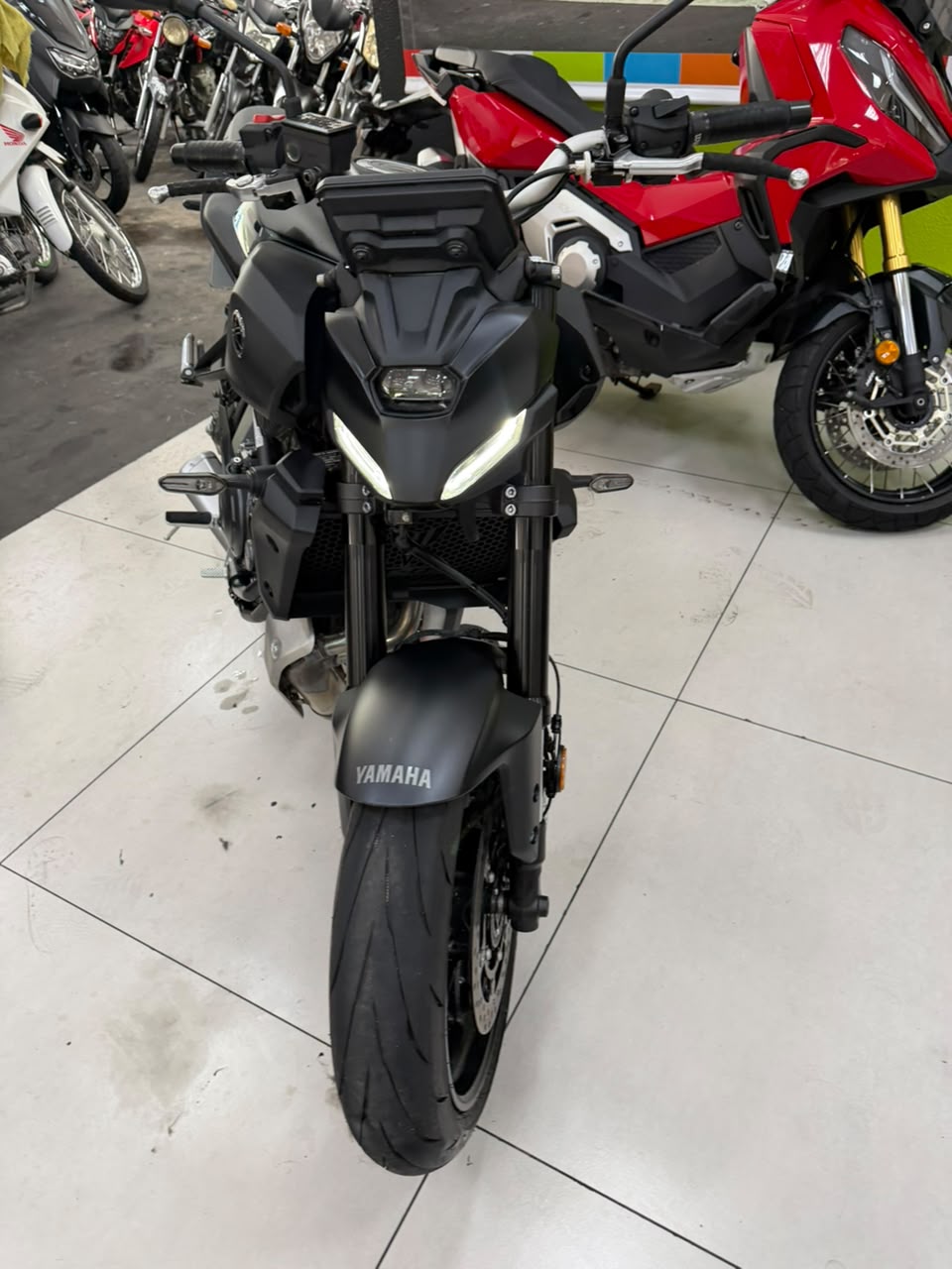 YAMAHA MT-07 ABS