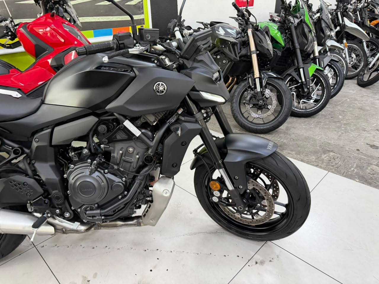 YAMAHA MT-07 ABS
