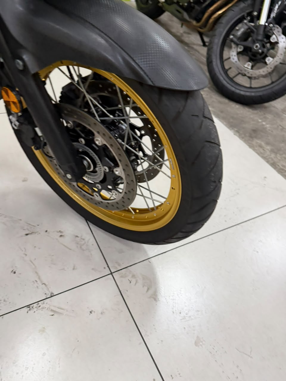 SUZUKI SUZUKI DL 650 XT V-STROM