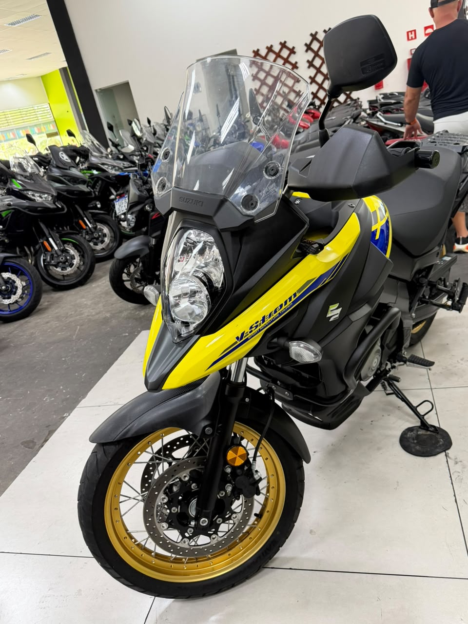 SUZUKI SUZUKI DL 650 XT V-STROM