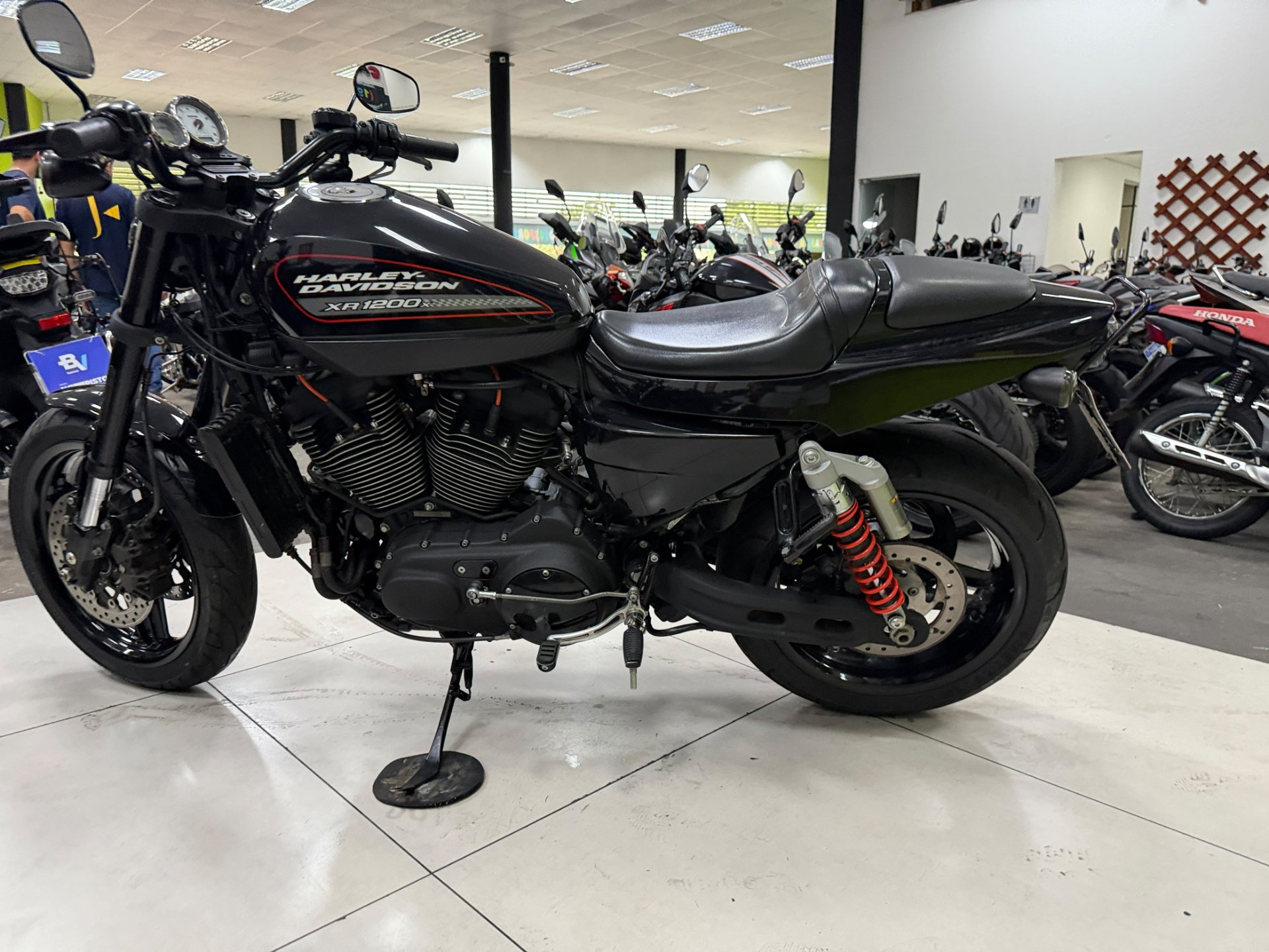 HARLEY-DAVIDSON SPORTSTER XR 1200x