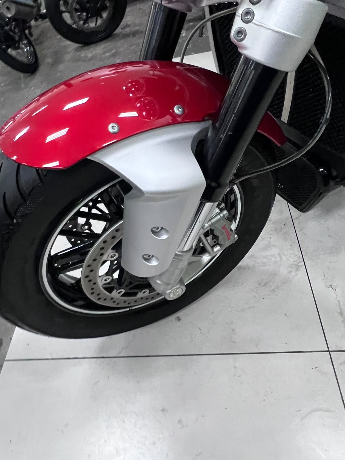 TRIUMPH ROCKET III R