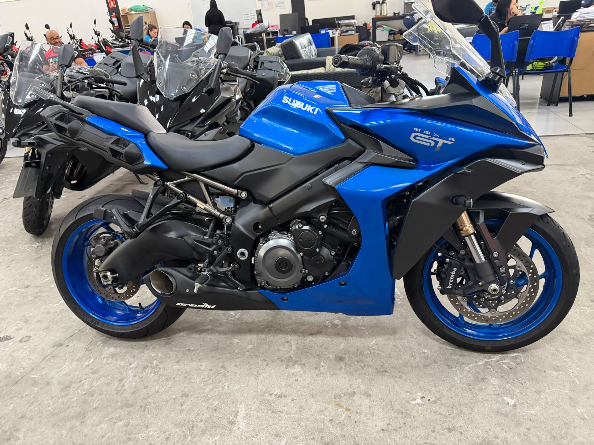 SUZUKI GSX-S1000 GT