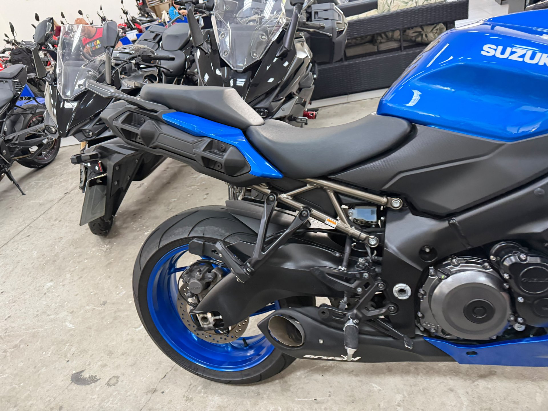 SUZUKI GSX-S1000 GT