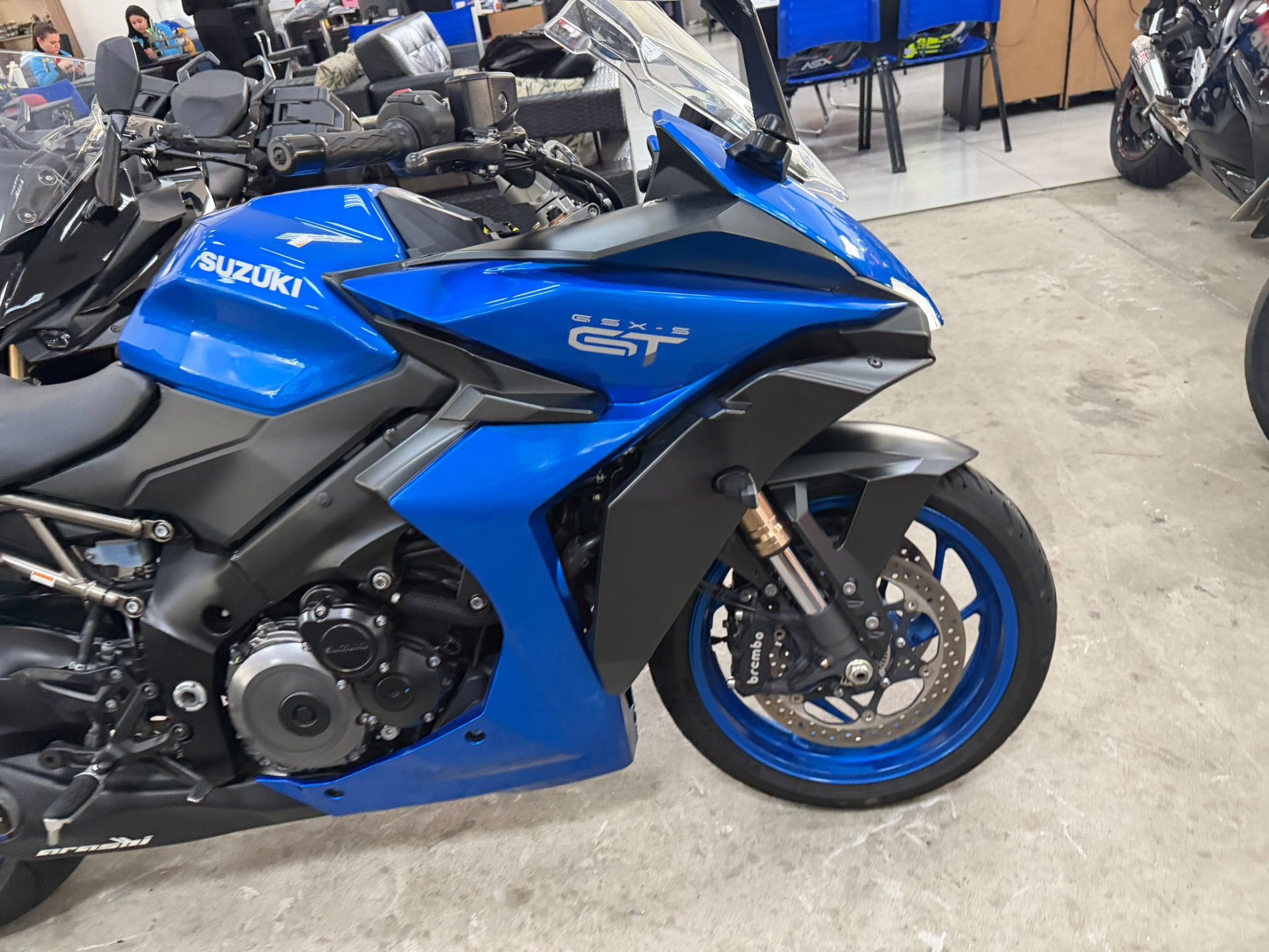 SUZUKI GSX-S1000 GT