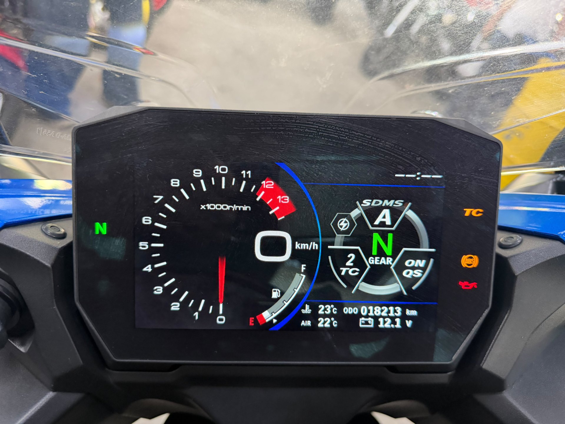 SUZUKI GSX-S1000 GT
