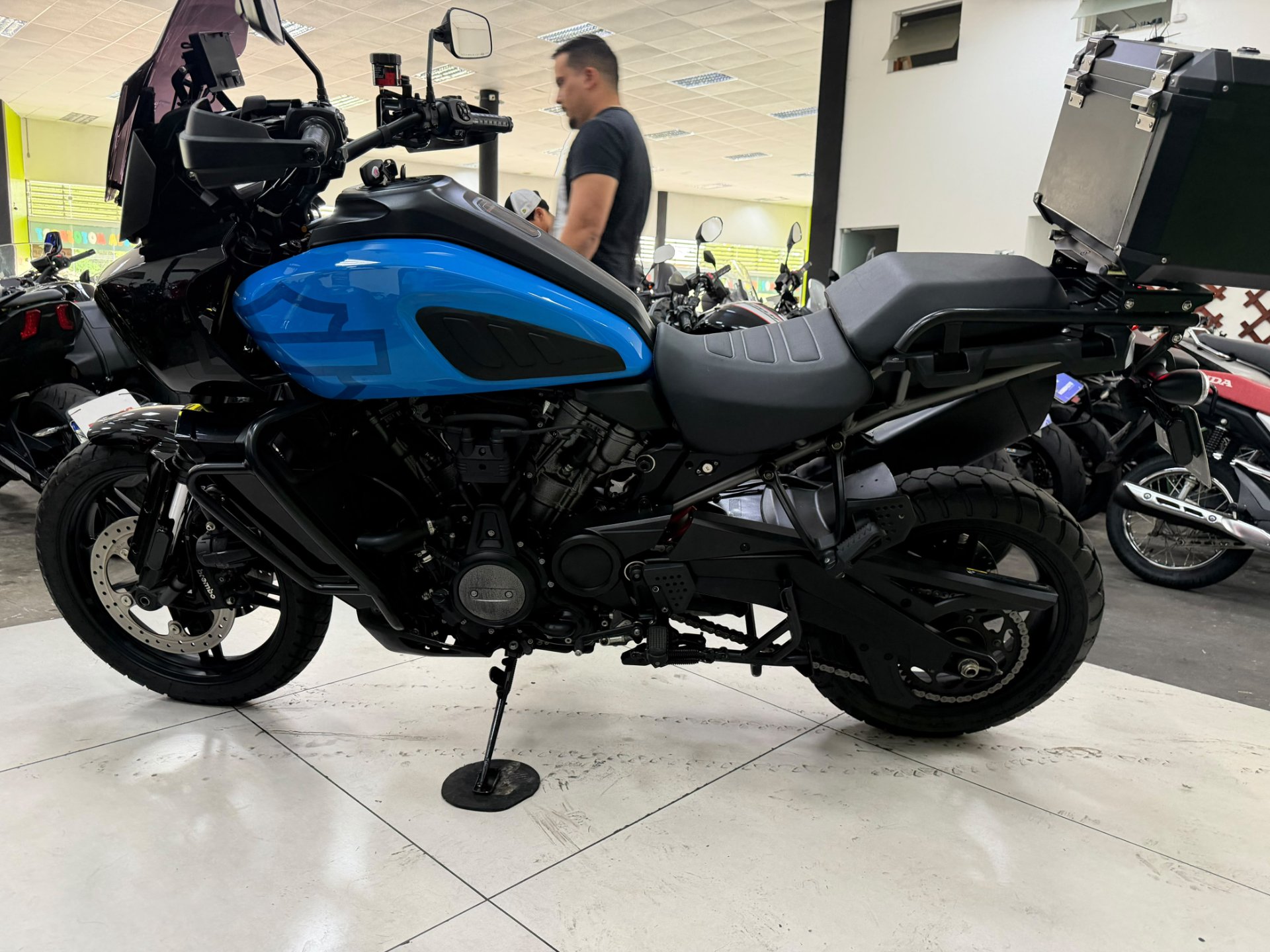 HARLEY-DAVIDSON PAN AMERICA 1250 S