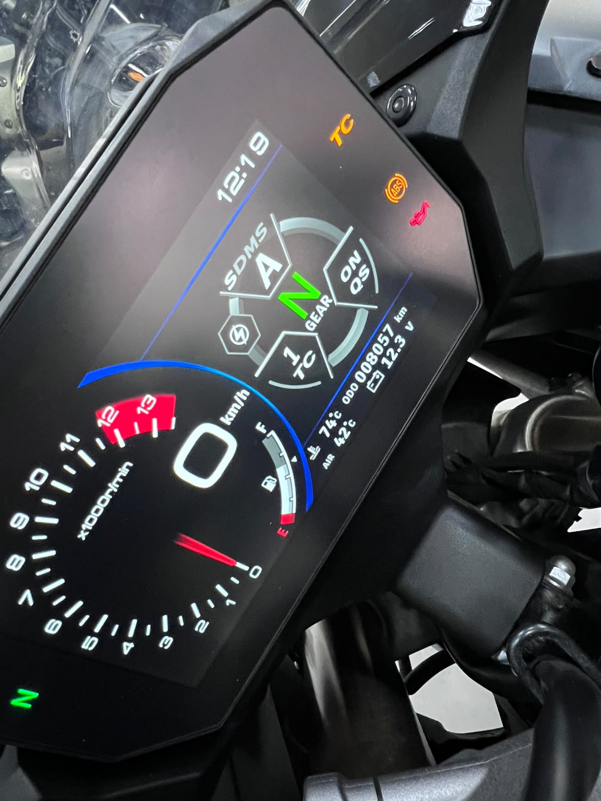 SUZUKI GSX-S1000 GT
