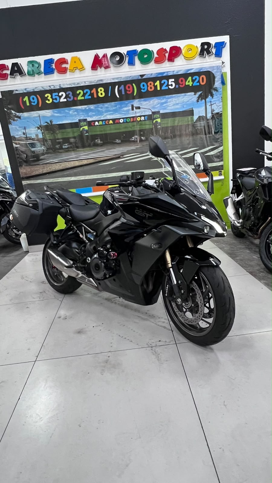 SUZUKI GSX-S1000 GT