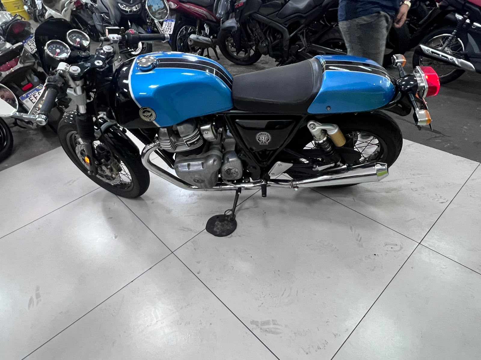 ROYAL ENFIELD CONTINENTAL GT