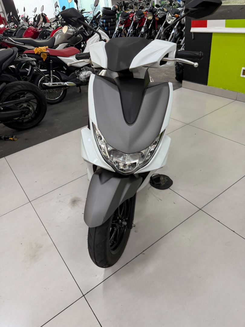 YAMAHA FLUO 125 ABS