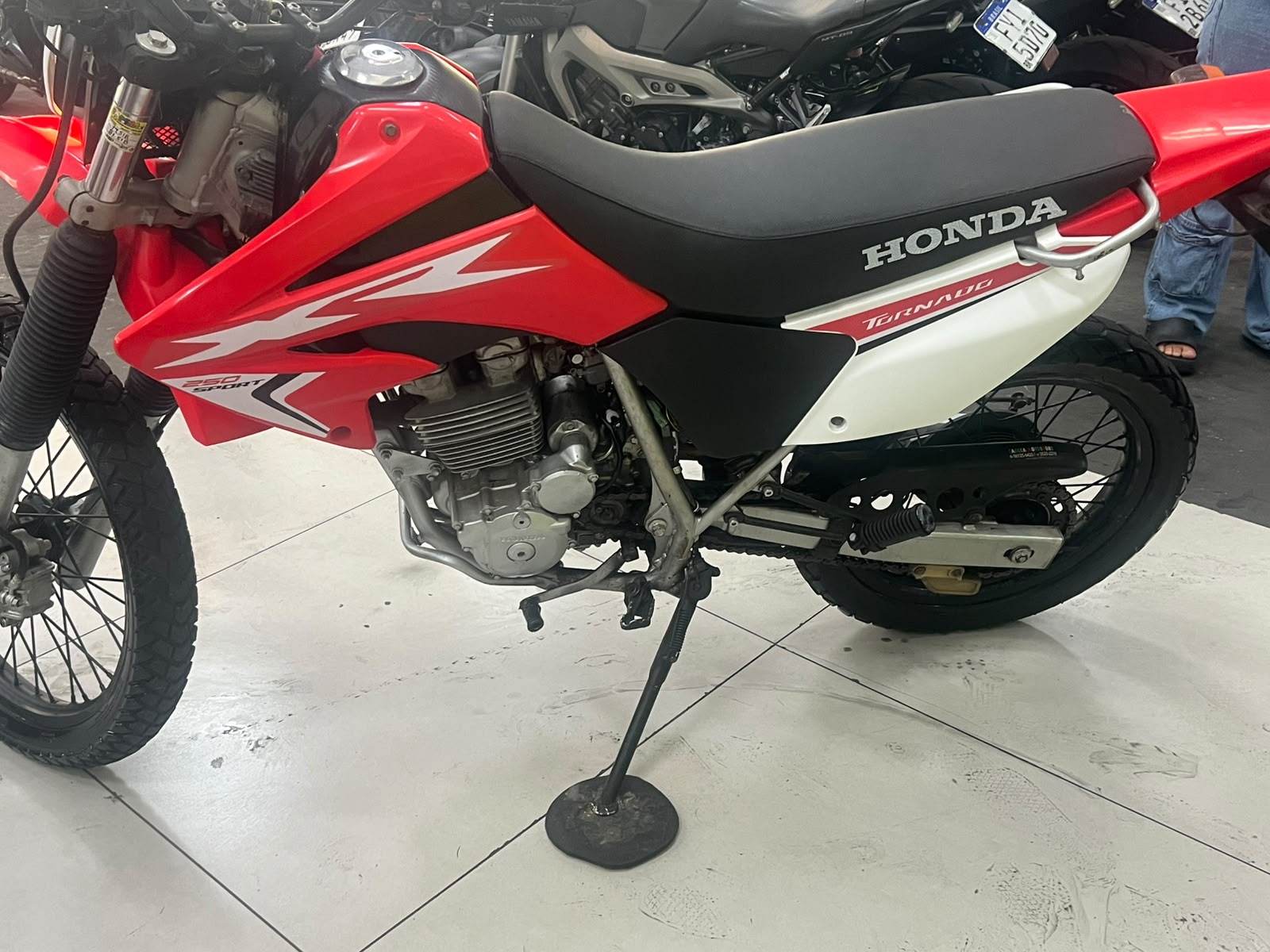 HONDA XR 250 TORNADO