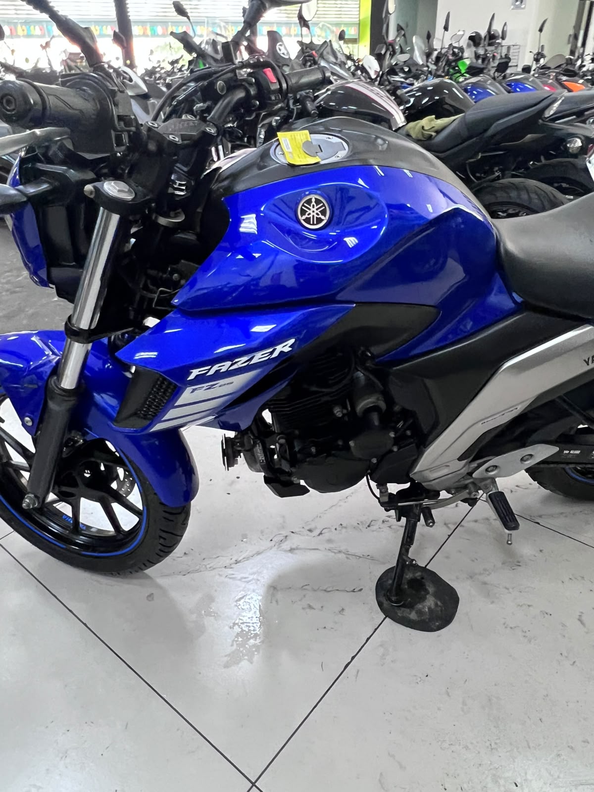 YAMAHA FZ25 FAZER ABS