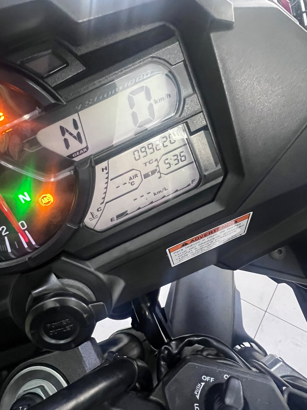 SUZUKI V-STROM 1000XT ABS