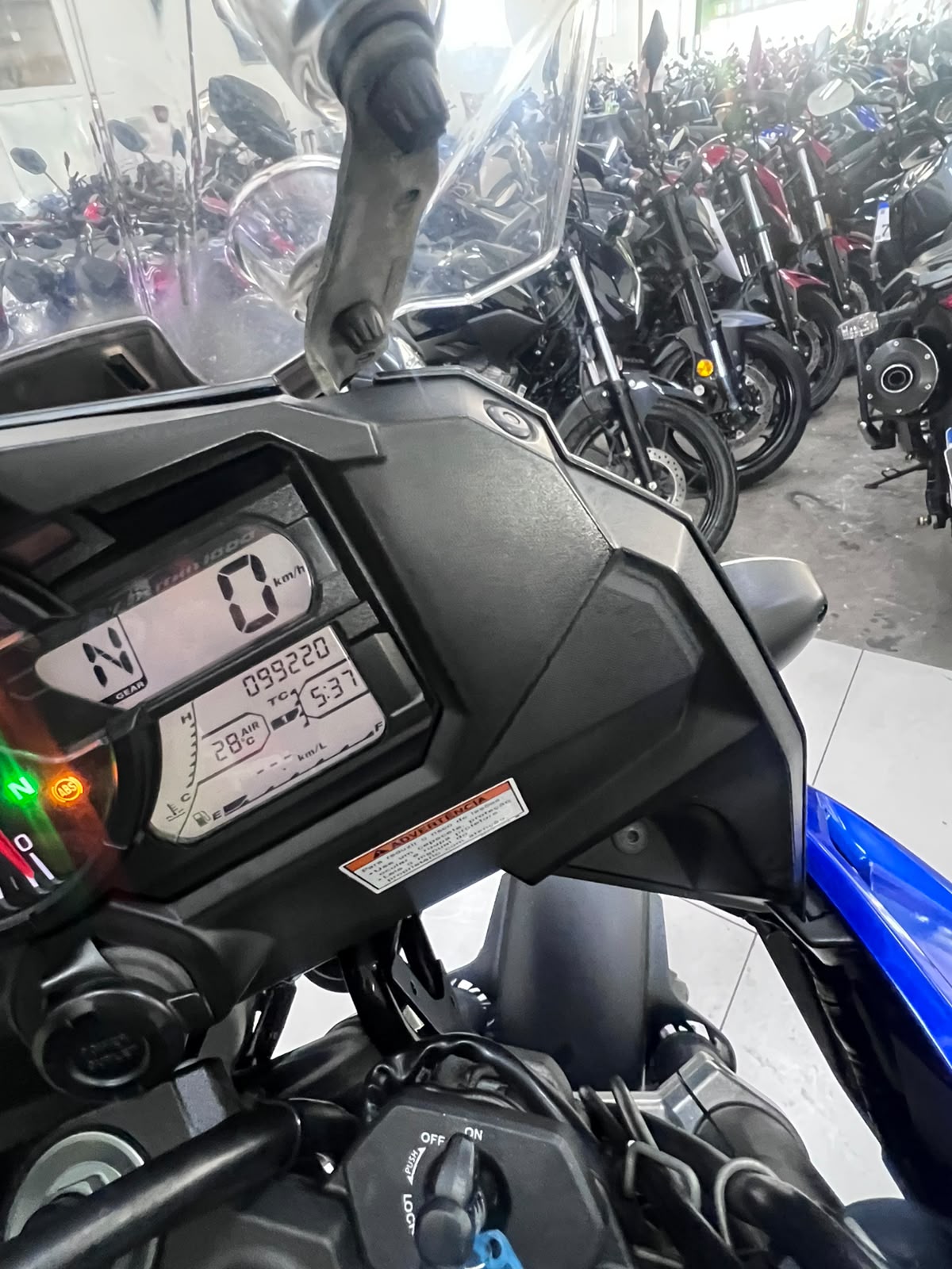 SUZUKI V-STROM 1000XT ABS