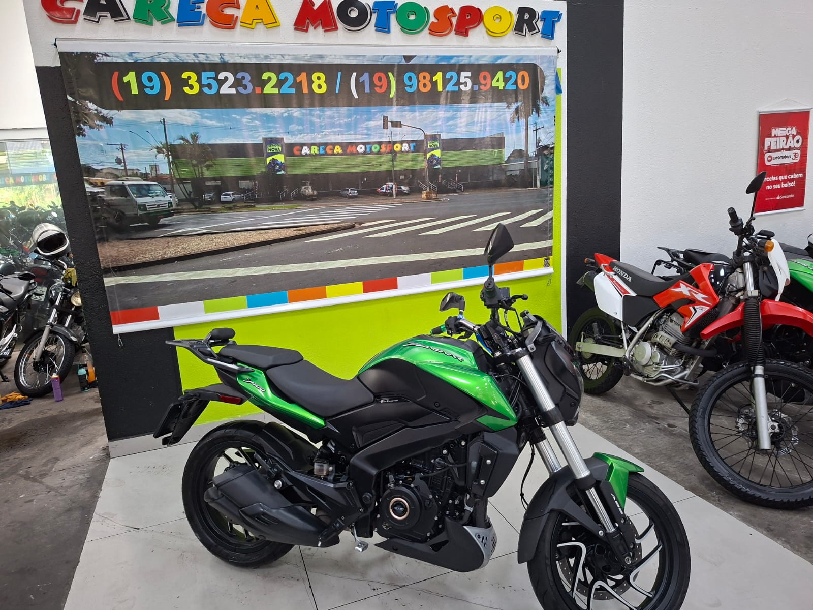 BAJAJ DOMINAR 400
